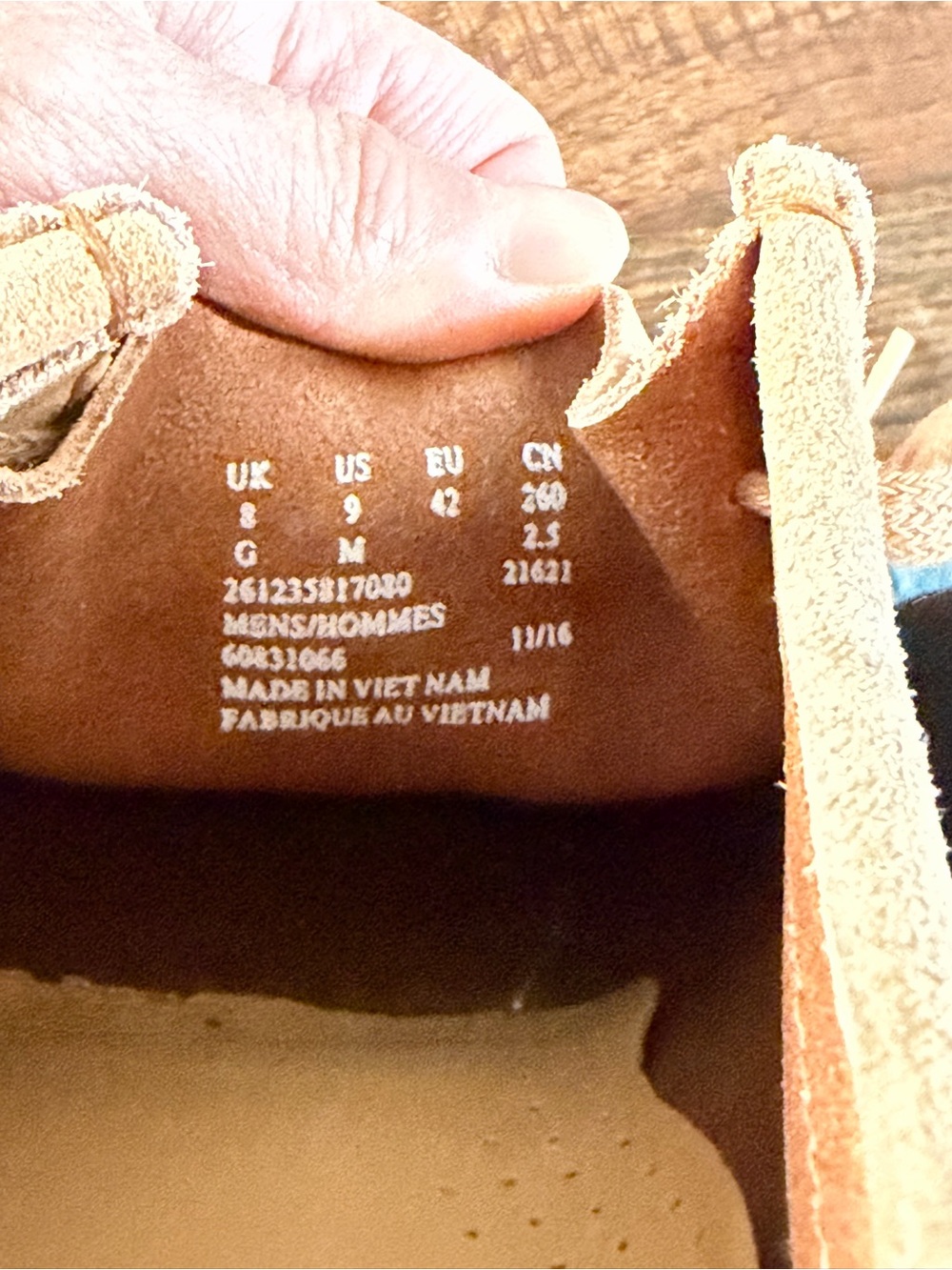 Clarks Wallabee Men's Suede Loafers - Wheat - Picture 9 of 10